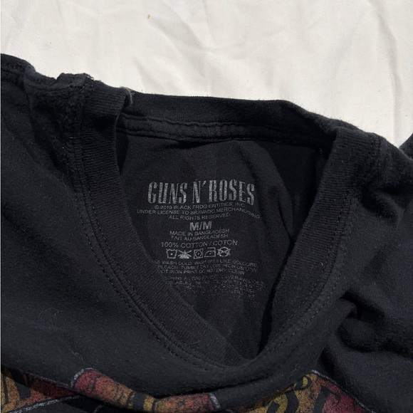 Guns and Roses Shirt Medium - Picture 3 of 3